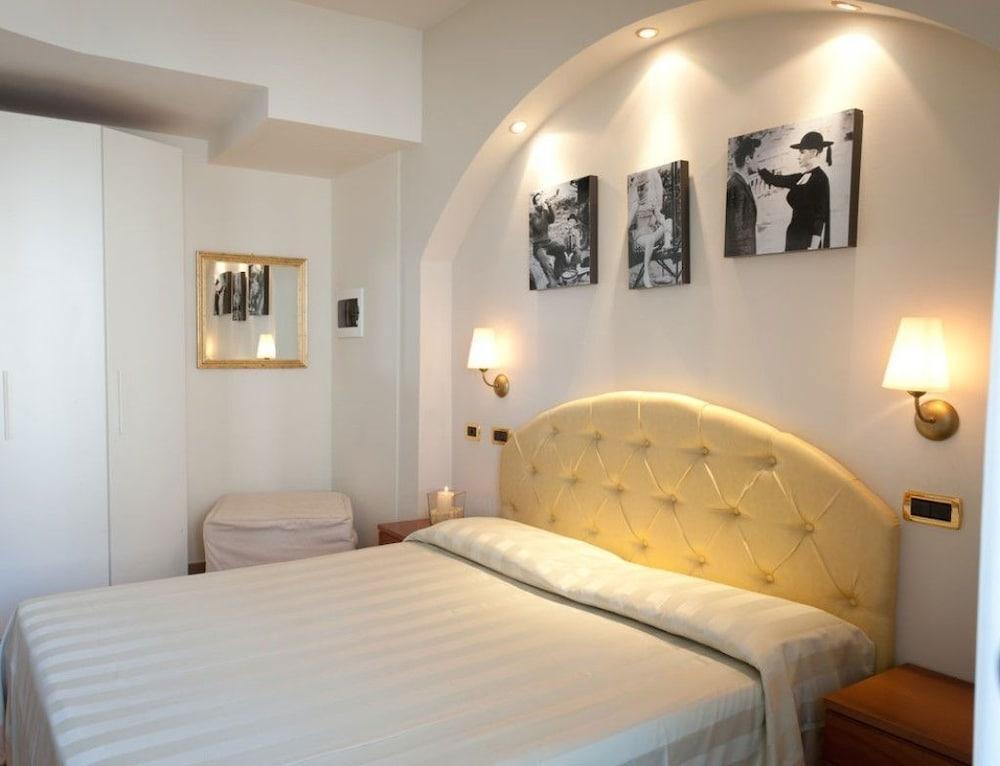 Hotel Derby Exclusive Milano Marittima Exterior photo