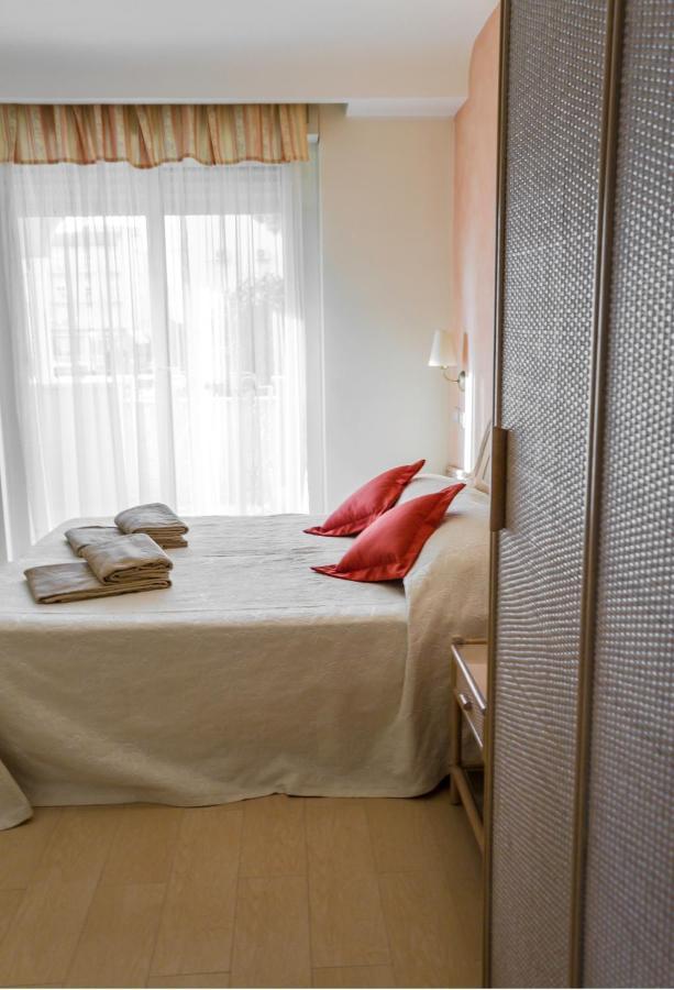 Hotel Derby Exclusive Milano Marittima Exterior photo