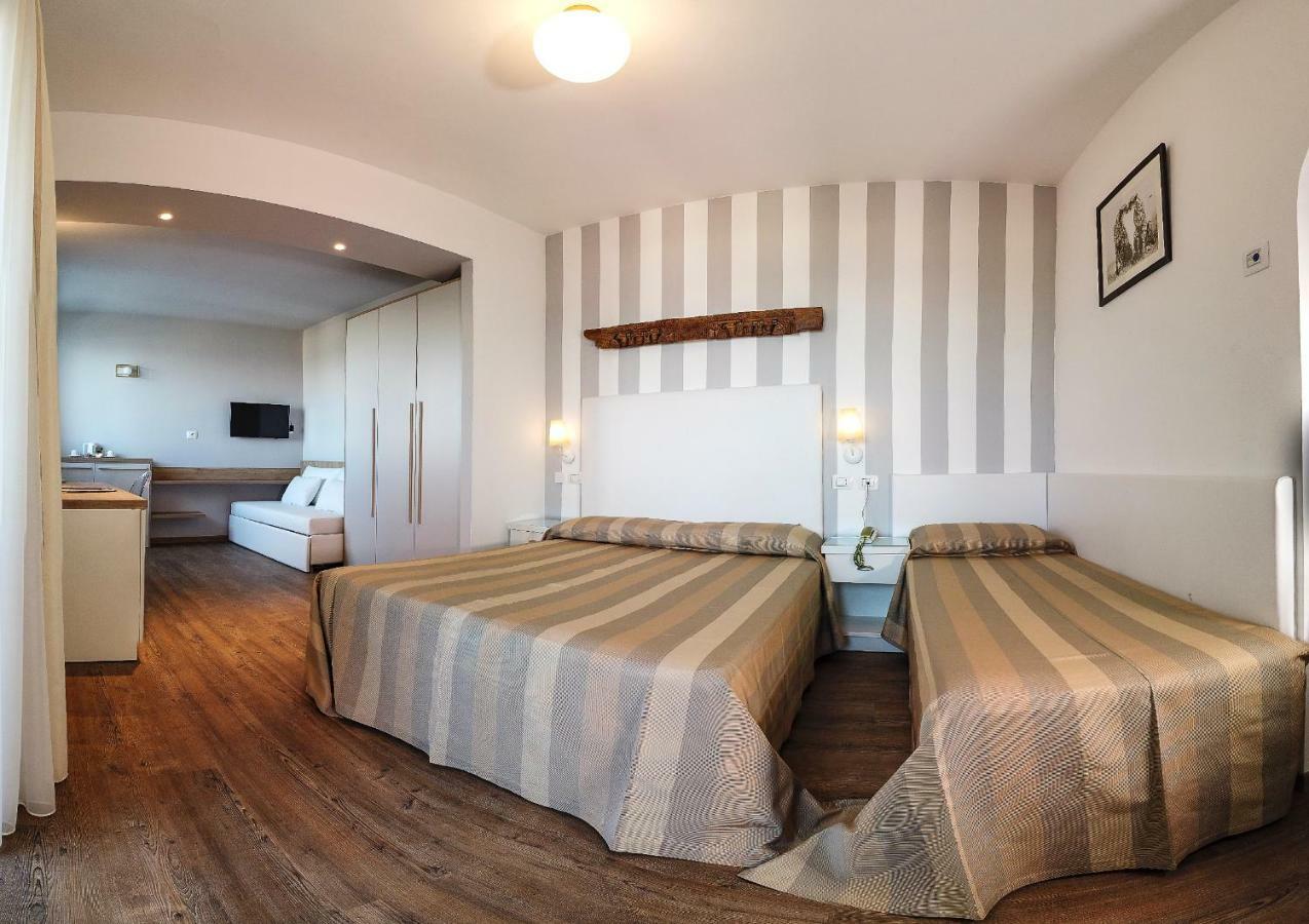 Hotel Derby Exclusive Milano Marittima Exterior photo